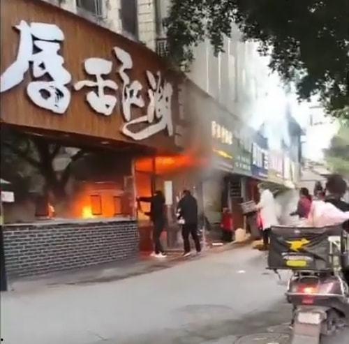 吐鲁番饭店爆料事件最新,揭秘背后惊人真相  第3张
